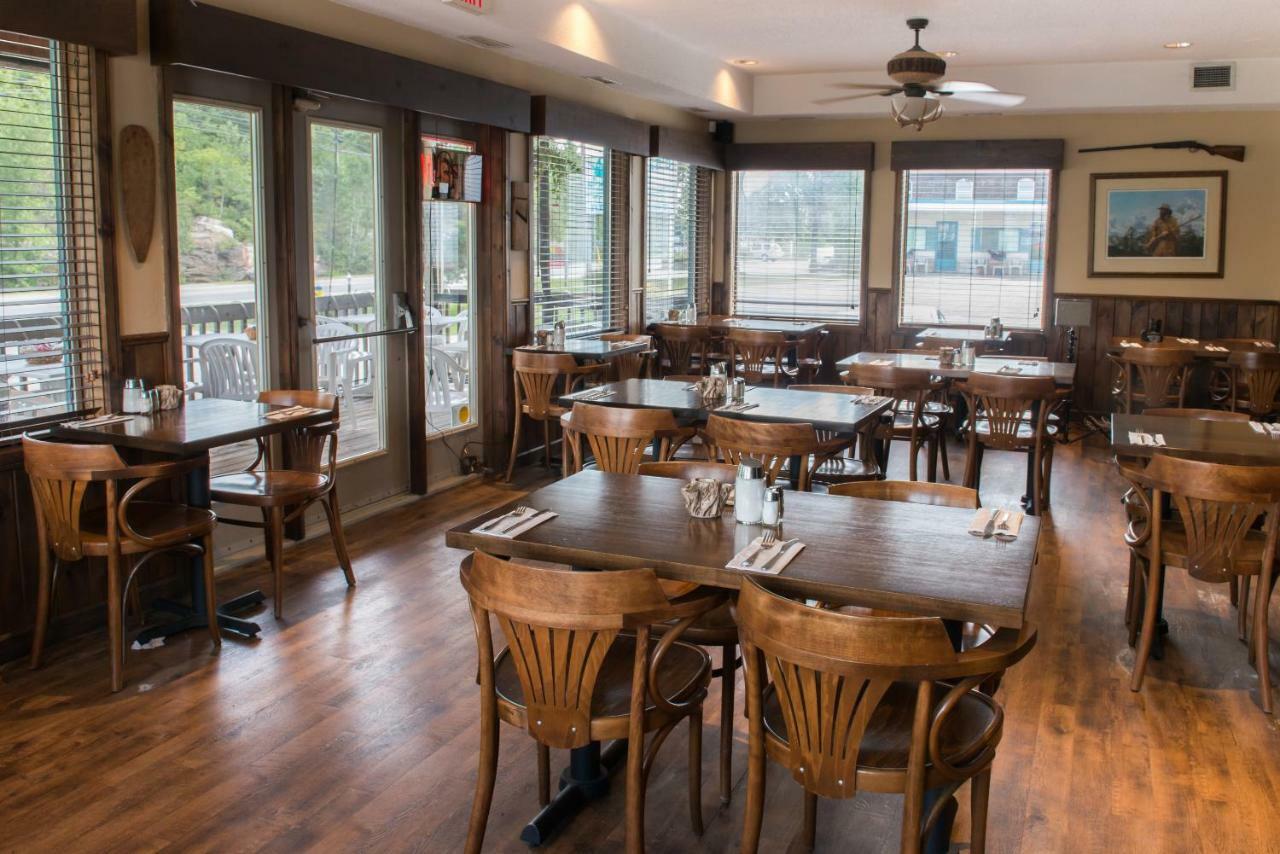 Trapper'S Choice Inn & Restaurant Parry Sound Exteriér fotografie